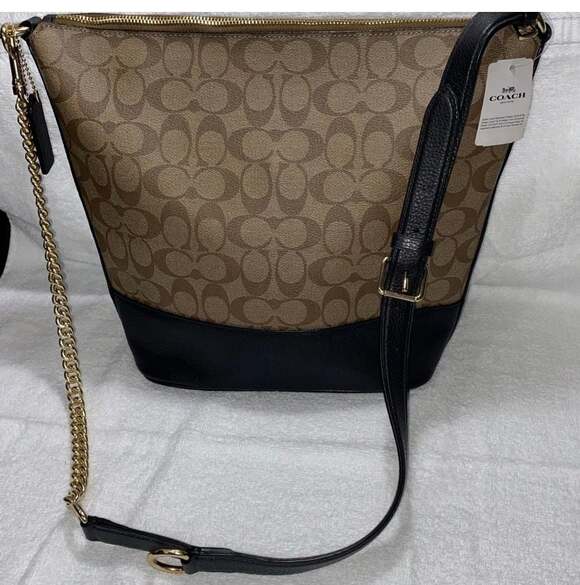 Authentic Coach Paxton Duffle bag in Signature Canvas - Picture 7 of 8